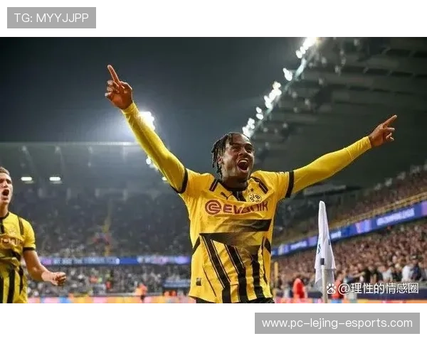 足球场上28号球星的传奇之路：从默默无闻到巅峰荣耀的蜕变